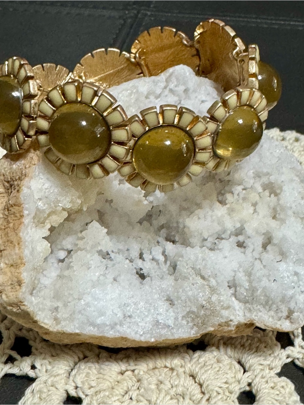 Gold-Tone Cabochon Floral Stretch Bracelet (very little stretch)